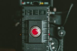 Fotoğraf Makinesi Deklanşör: Temel Bilgiler ve Kullanım İpuçları