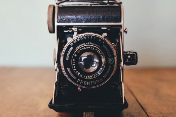 Küçük Fotoğraf Makineleri ile Göz Alıcı Kareler